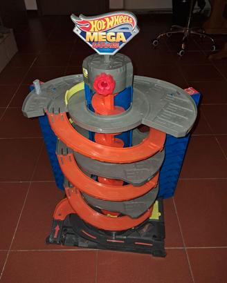Hot Wheels - City Mega Garage Twist