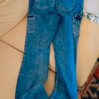jeans con tasche laterali