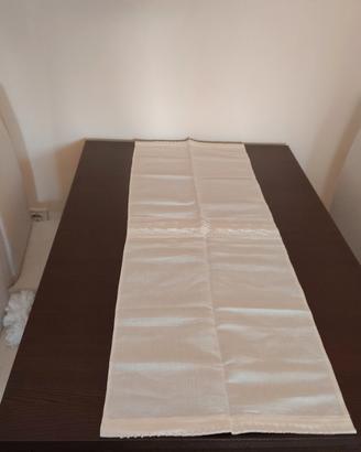 Tavolo marrone scuro  ( 140 x 85.allungabile )4sed