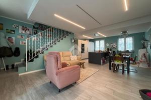 VILLA A SCHIERA A RIVOLTA D'ADDA