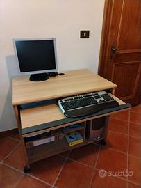 Monitor computer + mobile con tastiera e mouse 