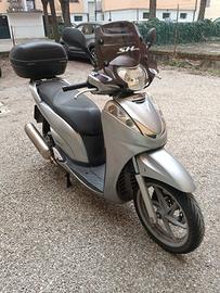 Honda sh 300