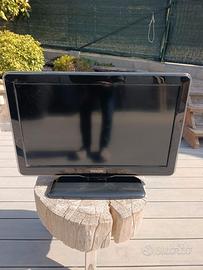 TV Philips 26" Full HD con 1 USB e 3 HDMI