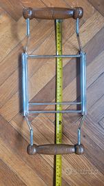 Porta-teglia in legno e acciaio 