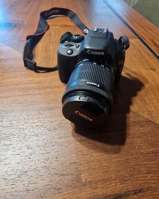 Canon EOS 100D - Reflex compatta e performante con