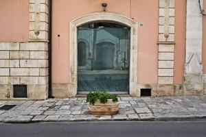 Negozio a Putignano, via Dante Alighieri 65