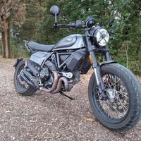 Ducati scrambler 800 nightshift 2021