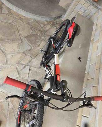 bici mtb marca WHISTLE modello MIWOK 2159