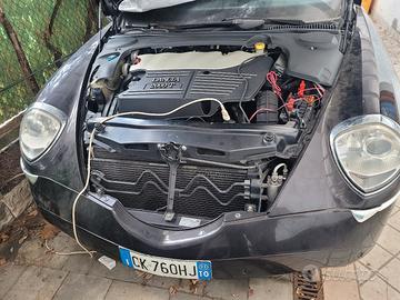 lancia thesis 2000 turbo
