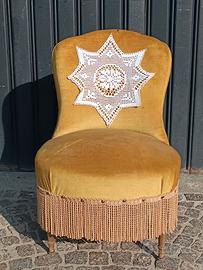 POLTRONCINA IN VELLUTO