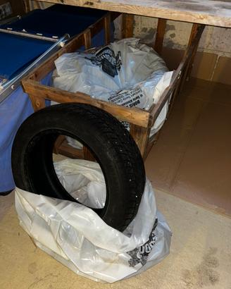Pneumatici invernali 215/55 R17