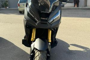 Honda Xadv 750