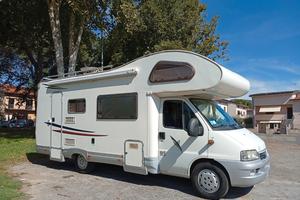 Camper Sharky M5 con pannello solare