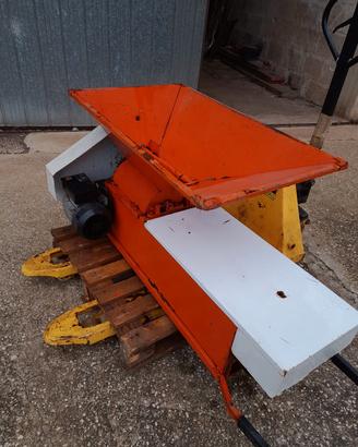 Diraspatrice elettrica 220