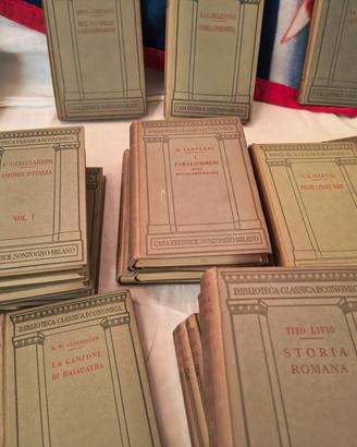 Lotto Classici Letteratura Italiana primo 900