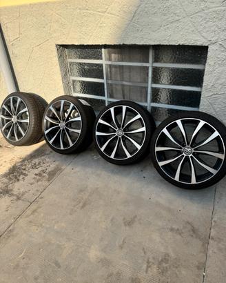 Cerchi mak 19 con gomme invernali vw/audi/seat