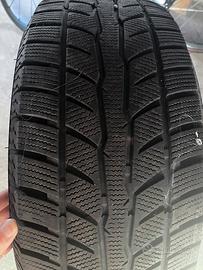 Gomme invernali 235-55-18 104H