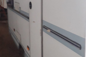 Roulotte con documenti o senza