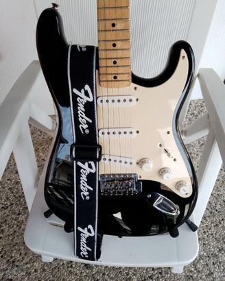 Chitarra squier by fender strat
