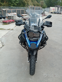 Bmw r1200gs adventure