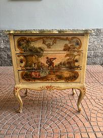 Comodino antico dipinto a mano
