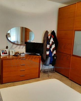 Appartamento di 105 m² con 4 locali e posto auto a