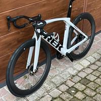 TREK MADONE DISC FACTORY