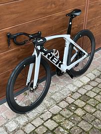 TREK MADONE DISC FACTORY