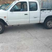 mazda b2500 in buone condizioni generali 