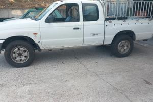 mazda b2500 in buone condizioni generali 