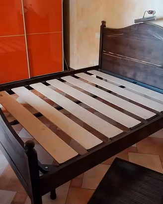 letto matrimoniale con doghe Eminflex