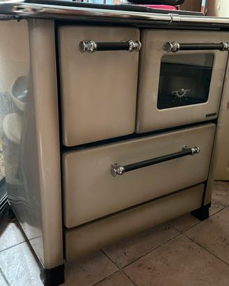 Cucina a legna nordica