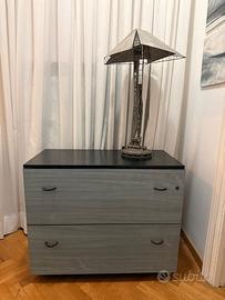 Cassettiera nera e verde per archivio