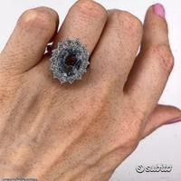 ANELLO ORO 18kt. DIAMANTI e ZAFFIRO BLU CHIARO