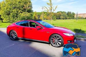 TESLA Model S 85 kWh Dual Motor Performance AWD!