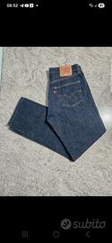 pantalone jeans Levis Strauss 