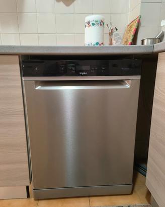 Lavastoviglie whirlpool