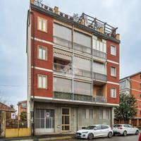 3 LOCALI A VENARIA REALE