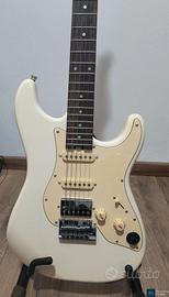 Chitarra Mooer Gtrs P800 usata