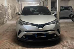 Toyota CH-R in perfette condizioni