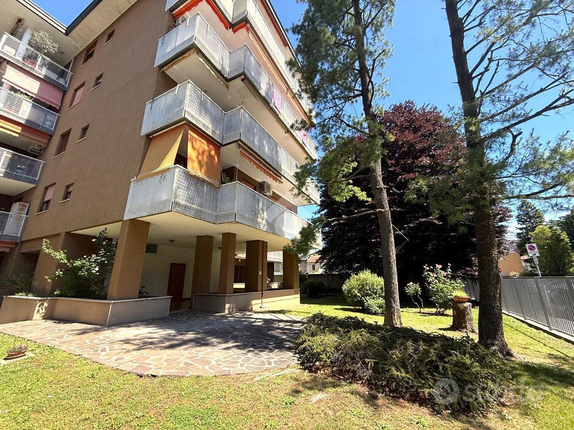 Apartment in Legnano, Santi Martiri, Oltrestazione - Vista 3