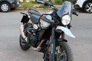 Royal Enfield Himalayan 450 summit tubeless