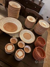 Servizio 83 pezzi in ceramica di Squillace