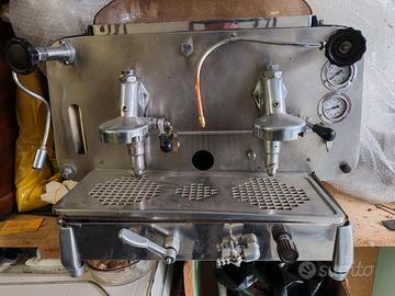 MACCHINA DEL CAFFE PROFESSIONALE FAEMA E61