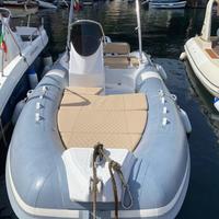 Gommone Novamares Xtreme 18 + Honda BF40 E