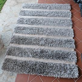 Tappeto moderno grigio a pelo lungo 160x230 cm