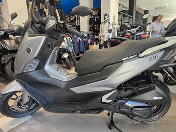 Voge Sfida SR1 125 Anno 2026 pronta consegna