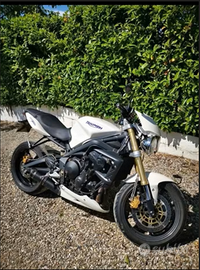 Triumph Street Triple 675