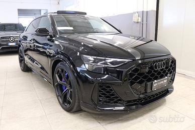 AUDI RS Q8 TFSI V8 quattro tiptronic Performance