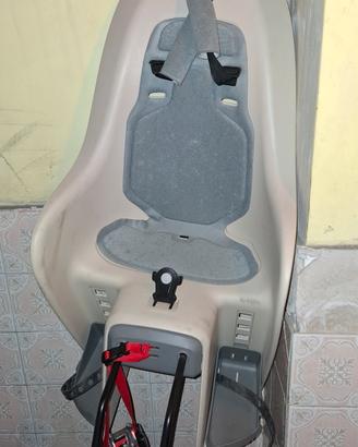 seggiolino universale per bimbi 